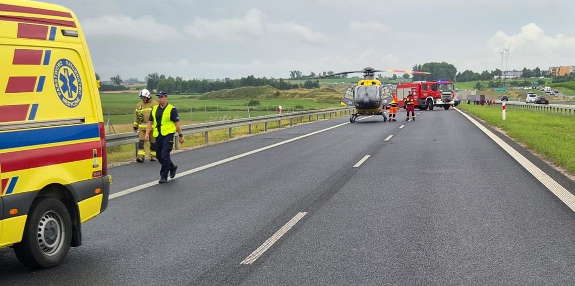16-letni motocyklista zginął po wjechaniu w tył osobówki. Tragiczny wypadek na drodze S5 16-letni motocyklista zginął po wjechaniu w tył osobówki. Tragiczny wypadek na drodze S5