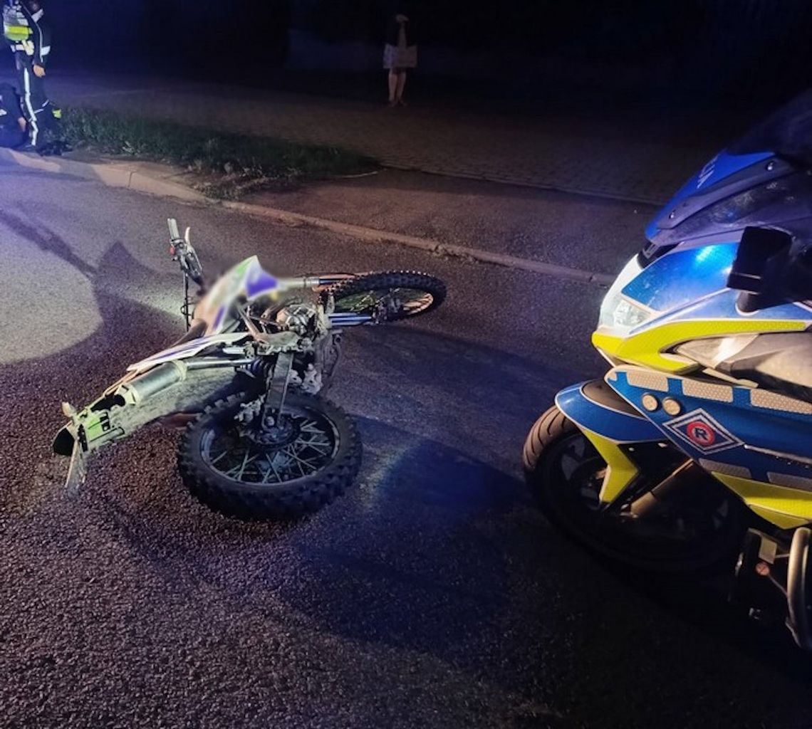 17-latek uciekał crossem przed drogówką. Pościg zakończył się zderzeniem z policyjnym motocyklem