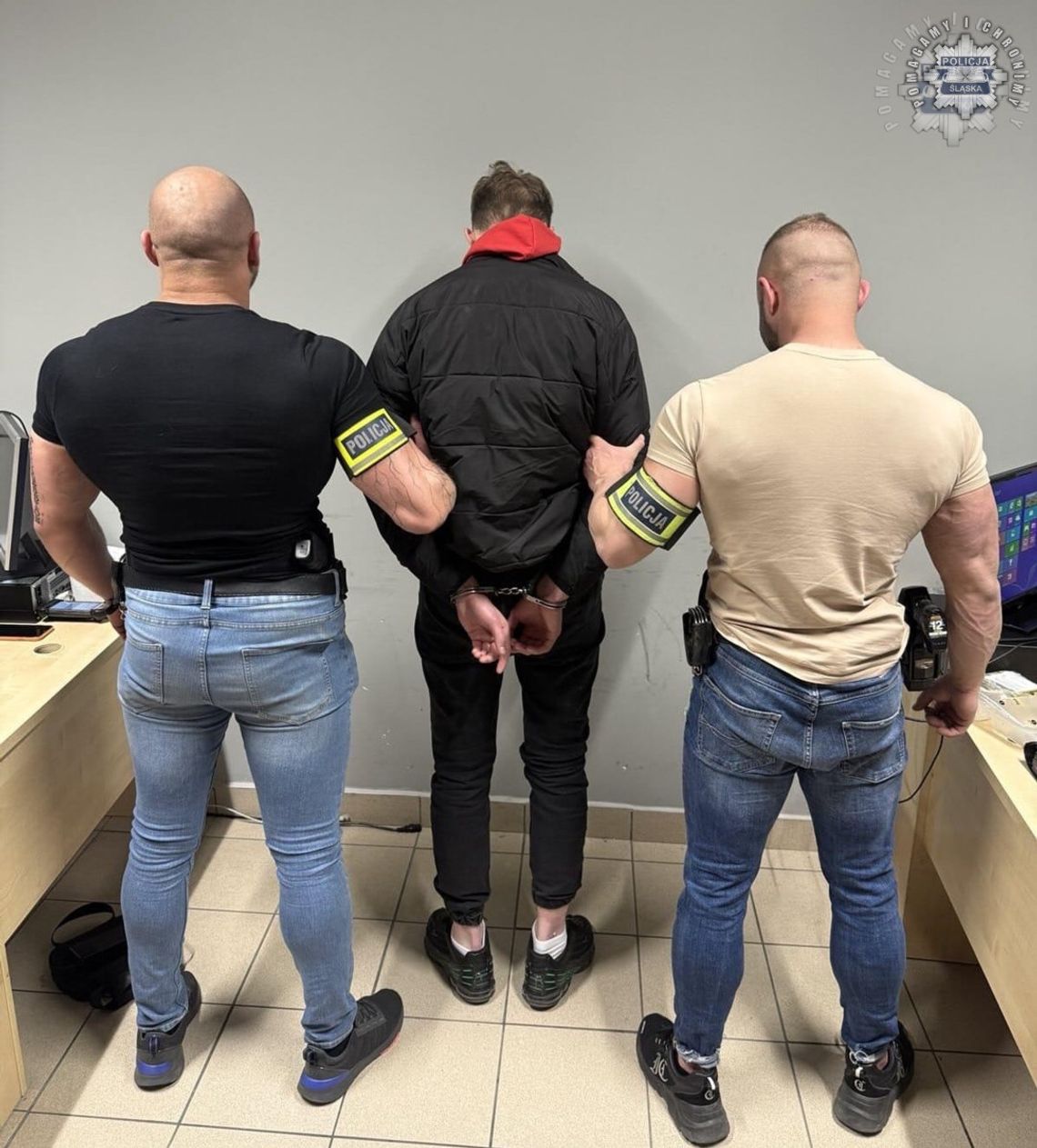 17-letni Ukrainiec zatrzymany przy bankomacie ze znaczną gotówką. Wziął robotę słupa