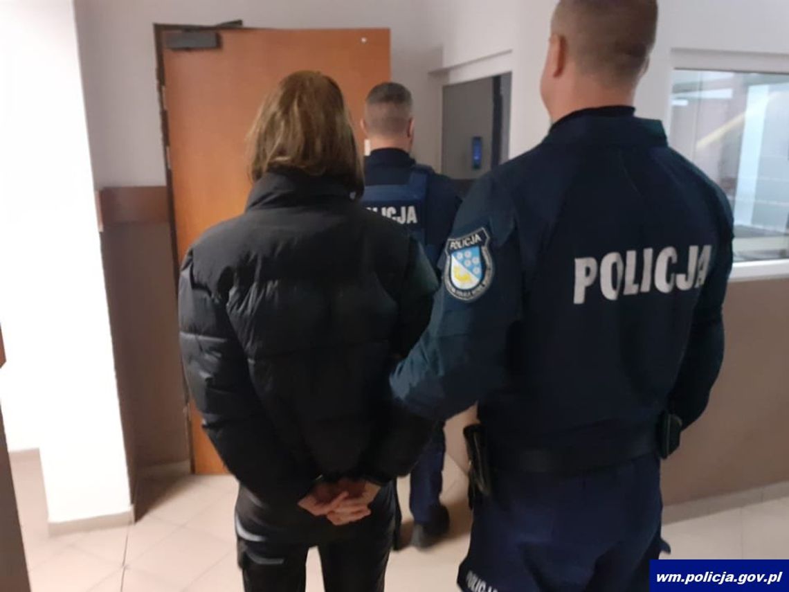 18-latka będzie odpowiadać za znaczną ilość narkotyków. Ze znajomymi nacięła się na policję