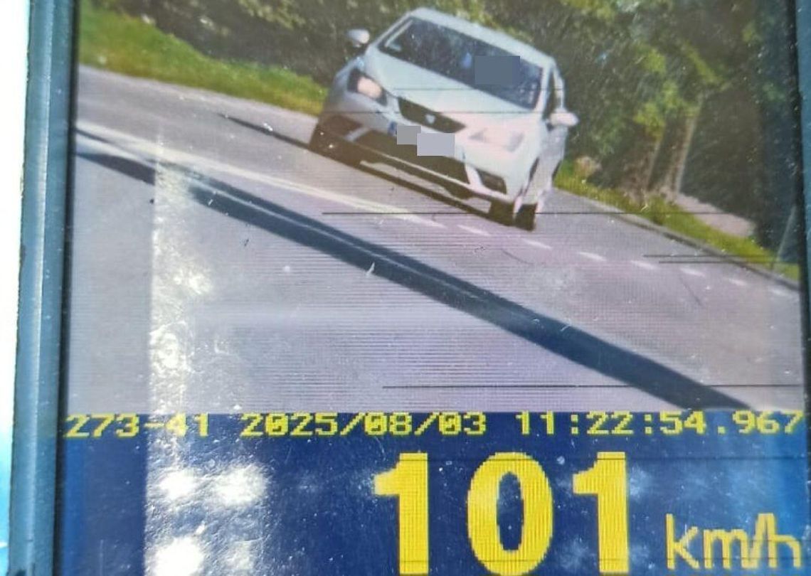 18-latka jechała 101 km/h w terenie zabudowanym. Straciła prawko, które miała niecały miesiąc