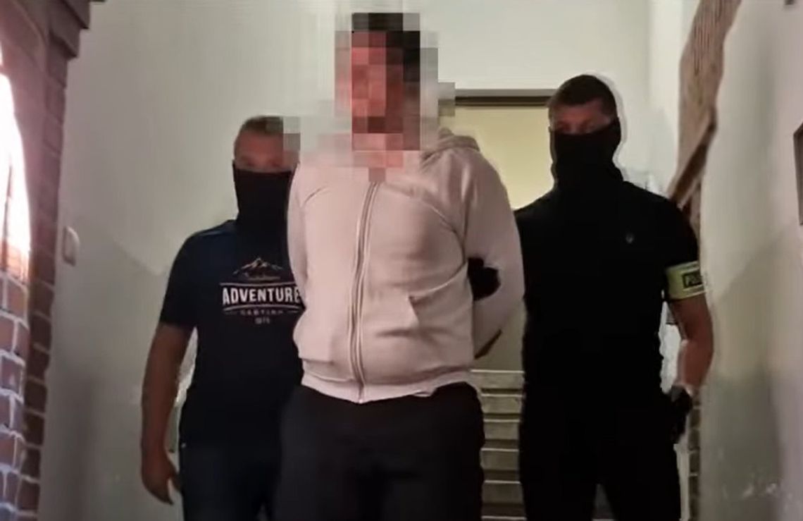 18-letni Ukrainiec wyłudził 114 tysięcy złotych. Wpadł, gdy próbował oszukać kolejną ofiarę 18-letni Ukrainiec wyłudził 114 tysięcy złotych. Wpadł, gdy próbował oszukać kolejną ofiarę