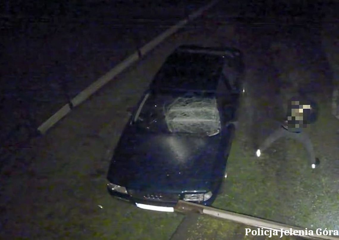 19-latek chciał zrobić na złość sąsiadowi, z którym był skłócony. Kilka razy uszkodził jego auto