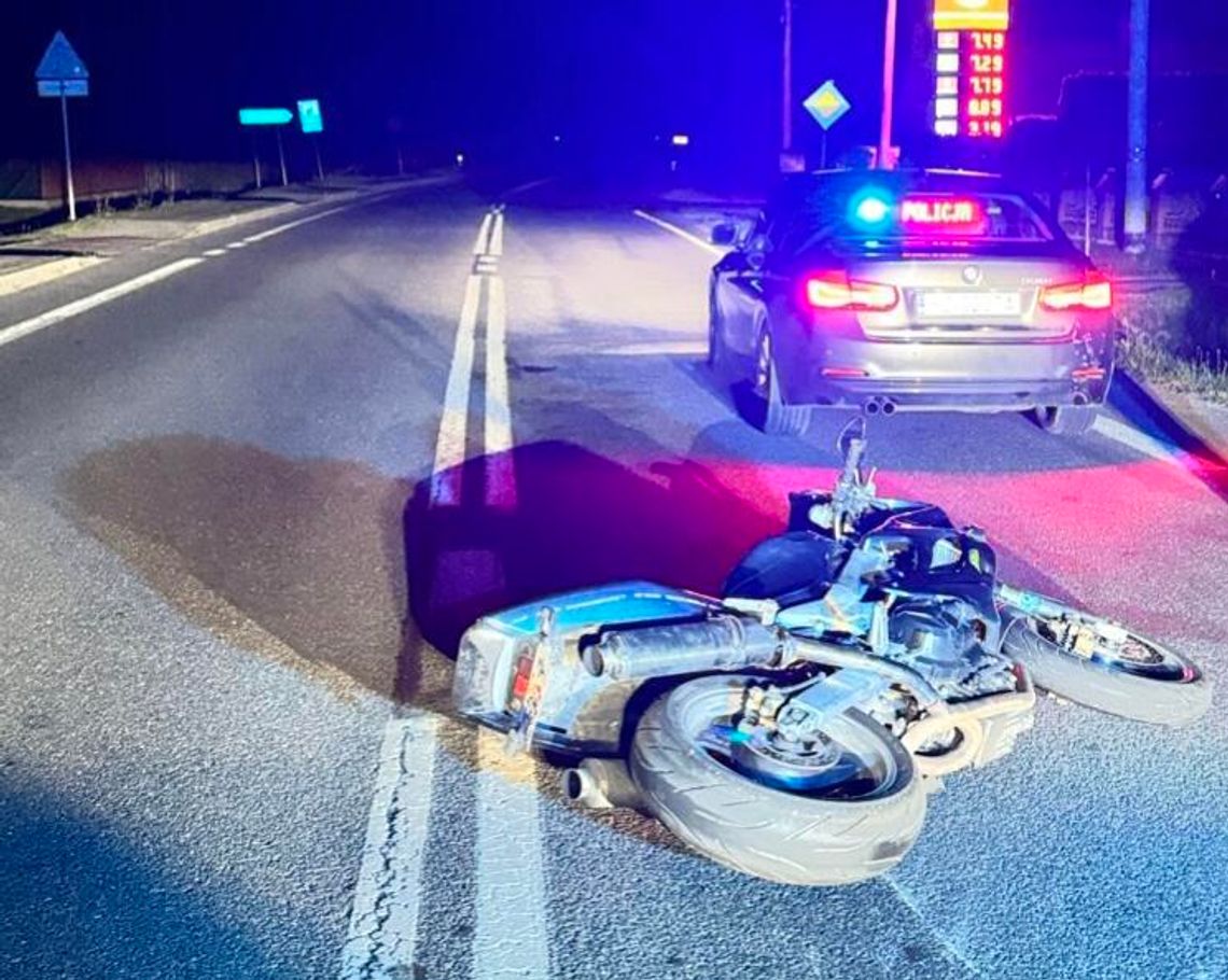 19-latek na Hondzie uciekał przed policją. Pościg zakończył się zderzeniem z radiowozem