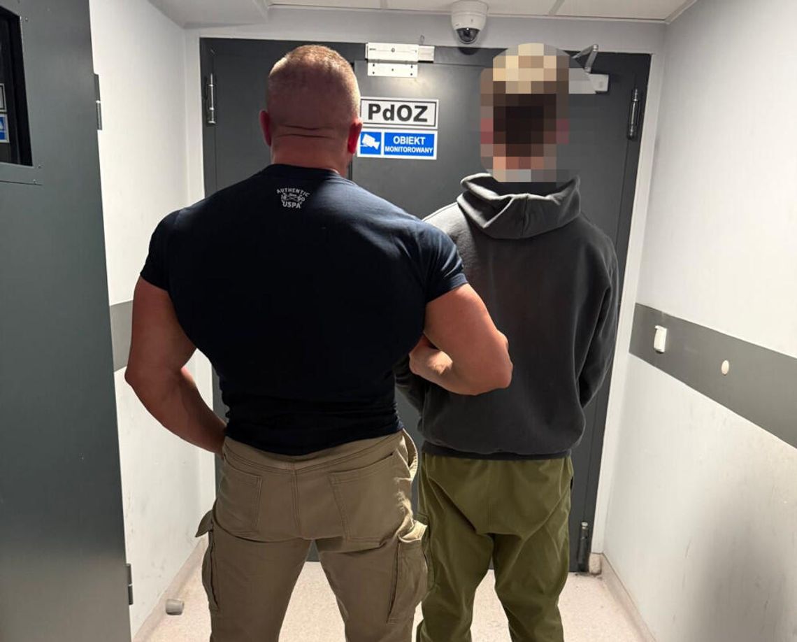 19-latek spanikował, gdy zobaczył radiowóz. Chwilę później wywiadowcy znaleźli narkotyki 19-latek spanikował, gdy zobaczył radiowóz. Chwilę później wywiadowcy znaleźli narkotyki