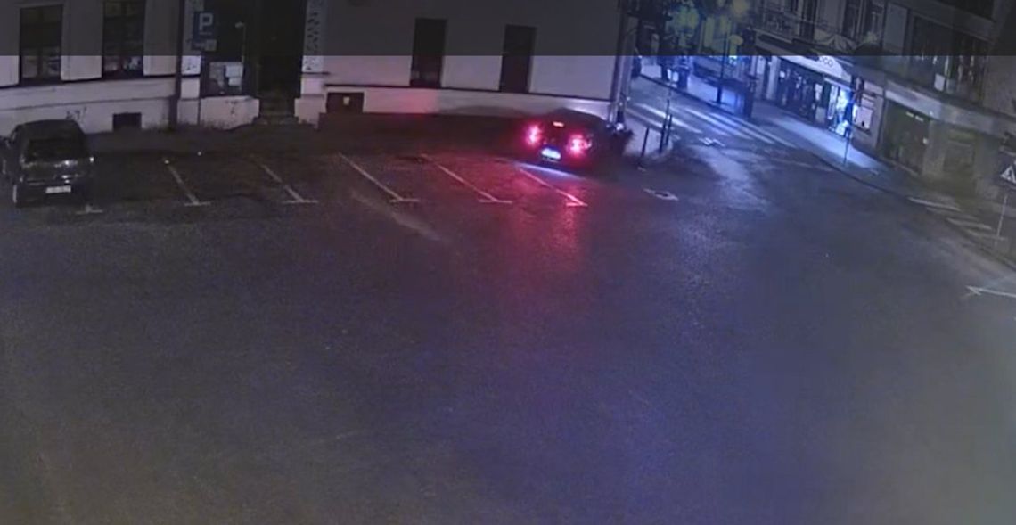19-latka wjechała BMW w budynek. Próbowała zmylić policjantów, pogrążyło ją nagranie z monitoringu