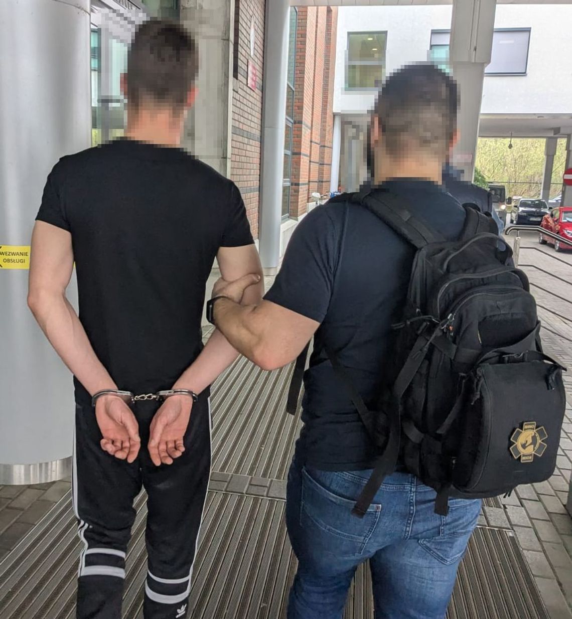 21-latek nie spodziewał się wizyty policji. Został aresztowany za posiadanie dużej ilości narkotyków