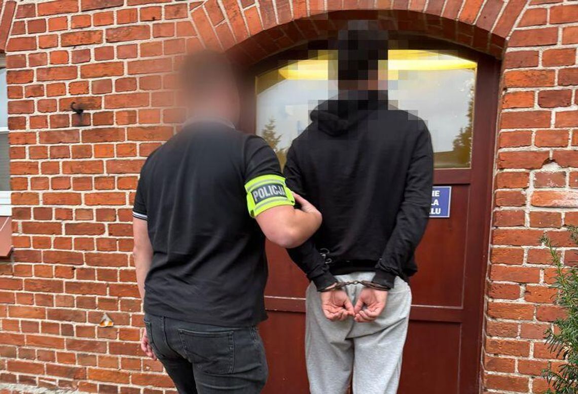 21-latek zaatakował ochroniarza gazem pieprzowym. Nie chciał oddać alkoholu, który chwilę wcześniej ukradł 21-latek zaatakował ochroniarza gazem pieprzowym. Nie chciał oddać alkoholu, który chwilę wcześniej ukradł