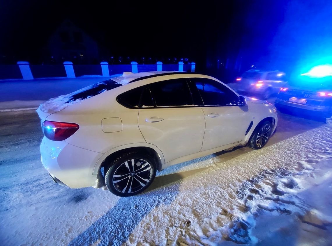 21-latka zobaczyła luksusowe BMW i od razu wskoczyła do środka. Po godzinie zatrzymała ją policja 21-latka zobaczyła luksusowe BMW i od razu wskoczyła do środka. Po godzinie zatrzymała ją policja