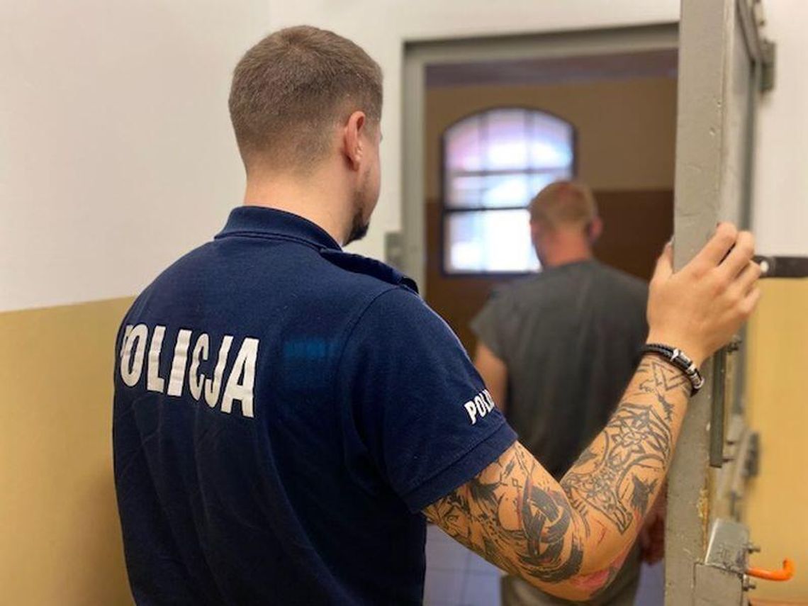 22-latek napadł na kobietę, doprowadził do bezbronności i dopuścił się innej czynności seksualnej