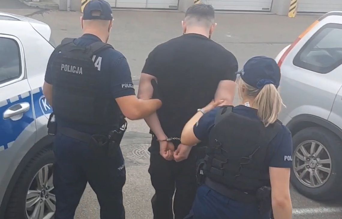 22-latek zatrzymany do oszustw na policjanta. Jego ofiarami były starsze kobiety