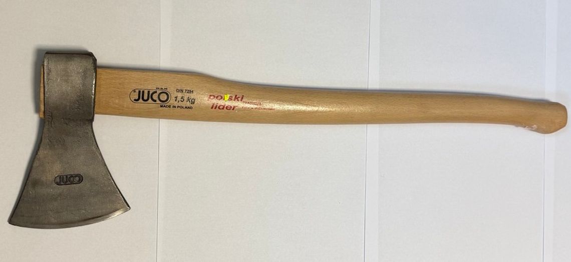 23-latek chciał zamordować ojca. Kupił siekierę i czekał w domu - zaatakował, gdy tylko wszedł 23-latek chciał zamordować ojca. Kupił siekierę i czekał w domu - zaatakował, gdy tylko wszedł