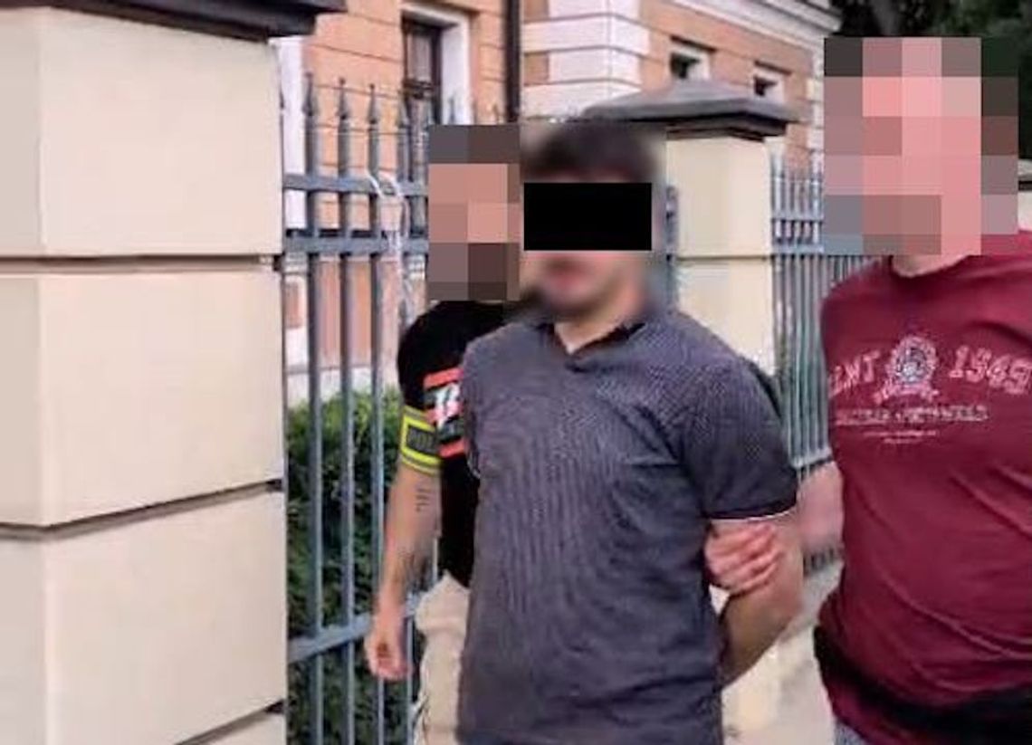23-latek poszukiwany przez Niemców namierzony. Mężczyznę zatrzymali policyjni "łowcy głów"