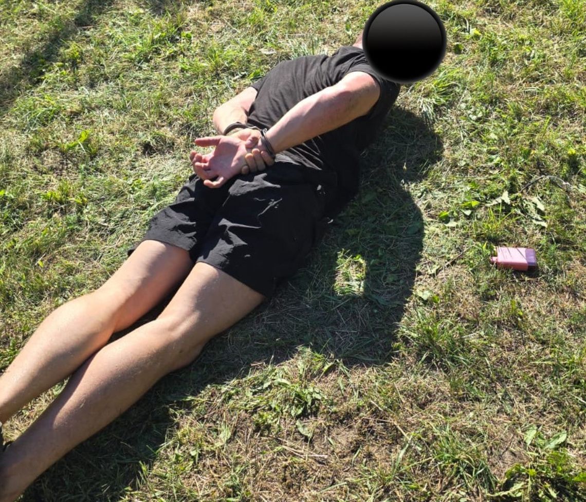 23-latek zatrzymany z kryształem, w mieszkaniu miał go więcej. Po zatrzymaniu został aresztowany 23-latek zatrzymany z kryształem, w mieszkaniu miał go więcej. Po zatrzymaniu został aresztowany