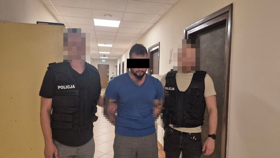 24-latek stracił towar za prawie milion. Policja znalazła u niego aż 23 kilogramy mefedronu i marihuany