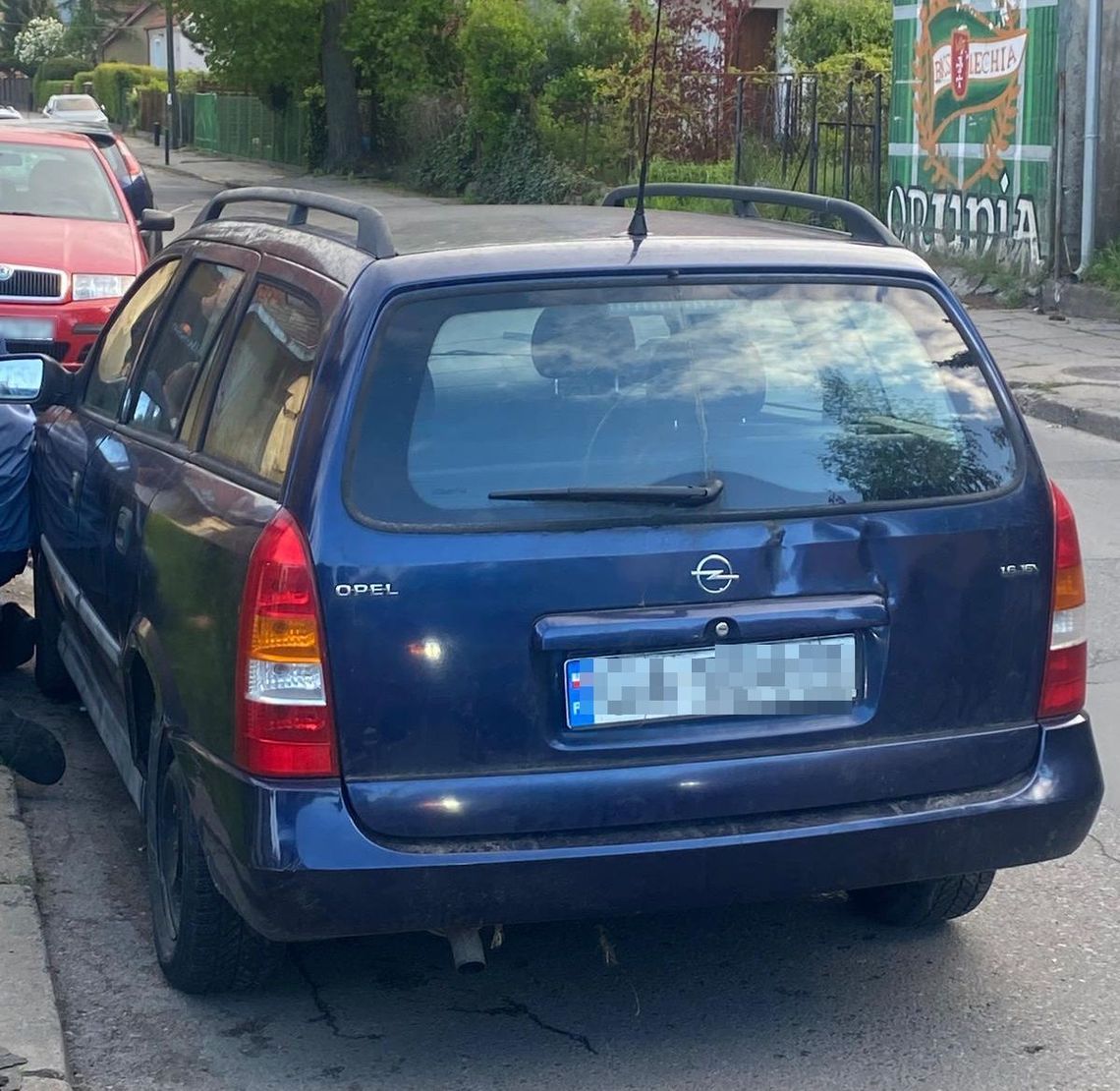 24-latek ukradł z parkingu starego opla. Grozi mu za to 10 lat więzienia