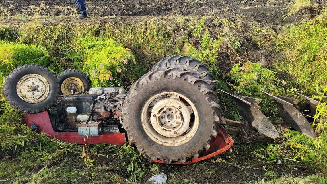 24-latek zginął przygnieciony przez ciągnik. Tragiczny wypadek podczas nocnych prac 24-latek zginął przygnieciony przez ciągnik. Tragiczny wypadek podczas nocnych prac