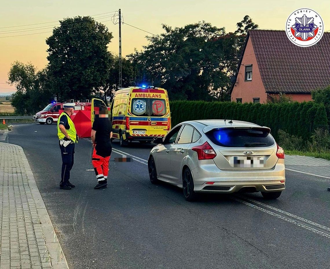 27-latek zginął po wjechaniu motocyklem w betonowy płot. Mężczyzna nie miał kasku i uprawnień