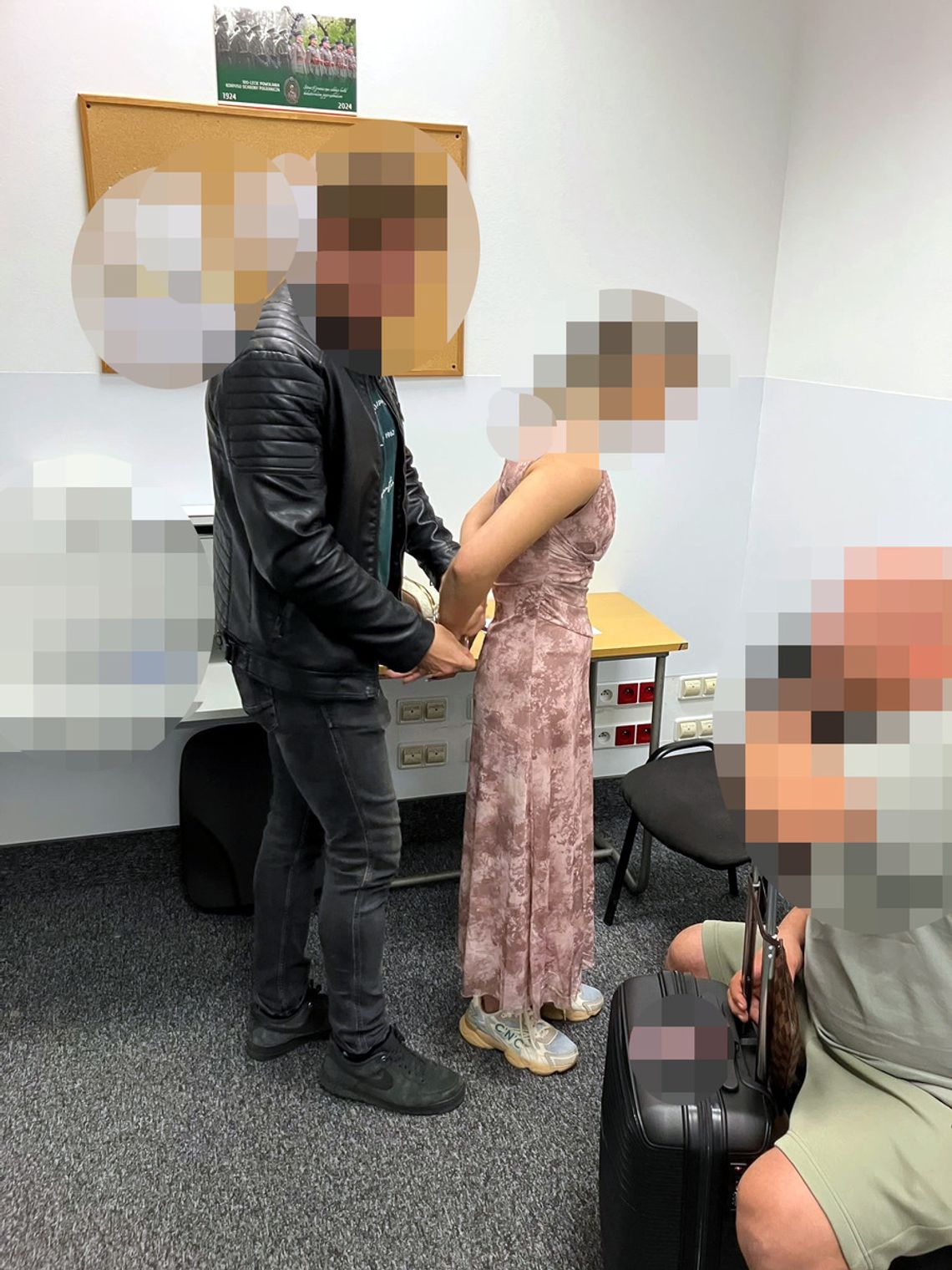 27-latka seryjnie okradała ludzi w galeriach handlowych. Wpadła przed odlotem do Dubaju 27-latka seryjnie okradała ludzi w galeriach handlowych. Wpadła przed odlotem do Dubaju