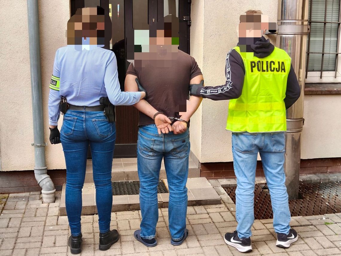 29-latek ukradł koparko-ładowarko, ale bardzo krótko się nią cieszył. Policja przyszła już kolejnego dnia 29-latek ukradł koparko-ładowarko, ale bardzo krótko się nią cieszył. Policja przyszła już kolejnego dnia