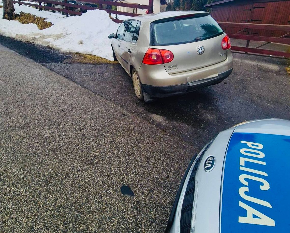 3,6 promila we krwi i Volkswagen w rowie. 51-latek straci auto i może trafić za kraty 3,6 promila we krwi i Volkswagen w rowie. 51-latek straci auto i może trafić za kraty