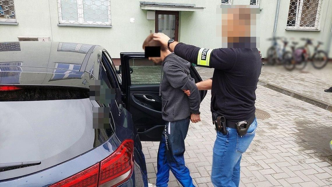 30-latek aresztowany za znęcanie się nad matką. W przeszłości siedział za to w więzieniu