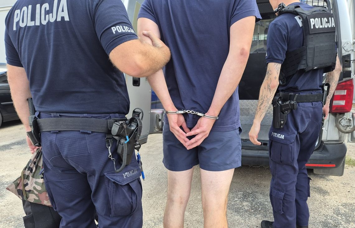 31-latek więził swoją partnerkę i się nad nią znęcał. Groził też pełnoletniej córce kobiety