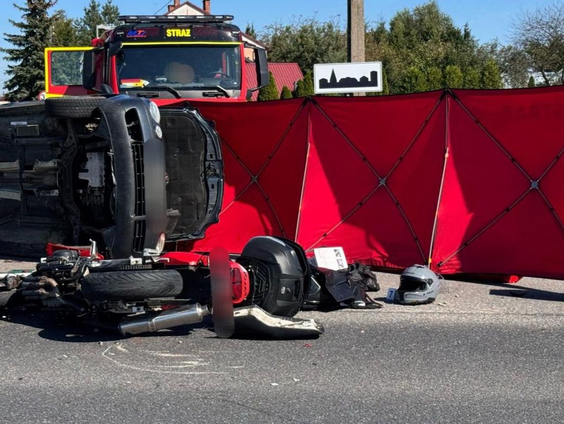 32-letni motocyklista zginął po zderzeniu z osobówką. Policjanci wyjaśniają okoliczności wypadku