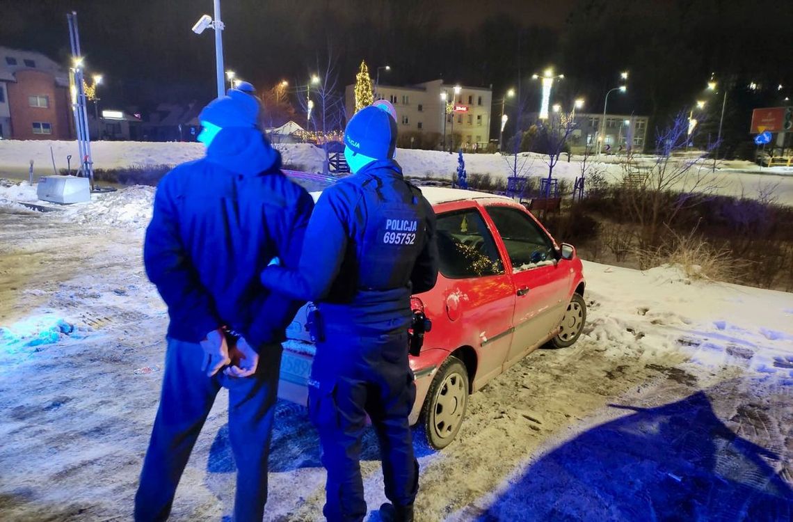 34-latek miał przy sobie amfetaminę i prowadził pod jej wpływem. Zgubiło go nielogiczne zachowanie