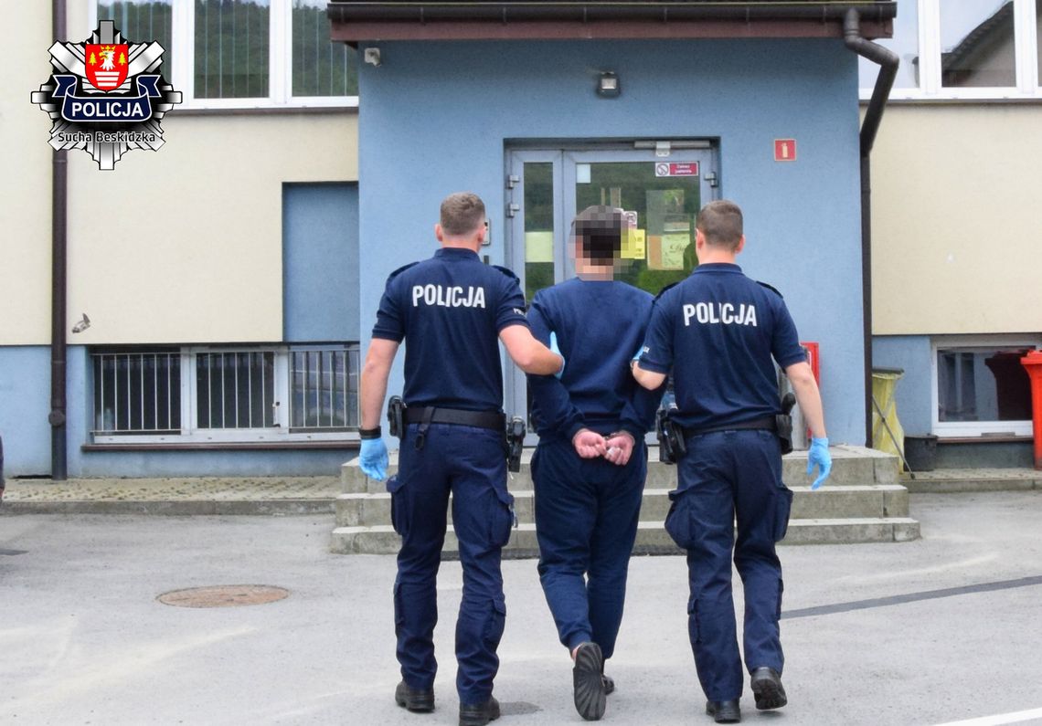 35-latek zaatakował siekierą kolegę brutalnie go raniąc. Grozi mu za to nawet 20 lat więzienia