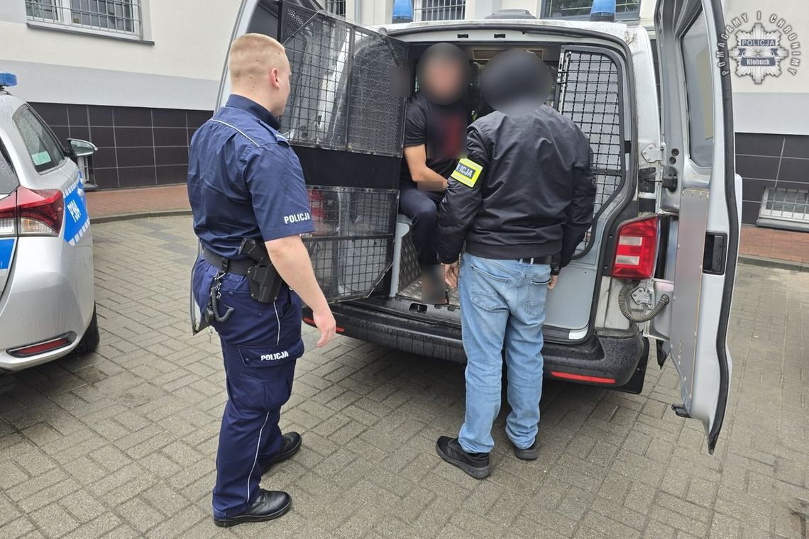 35latek i 24-latka zatrzymani za brutalne pobicie. Wyważyli drzwi i zaatakowali starszego mężczyznę 35latek i 24-latka zatrzymani za brutalne pobicie. Wyważyli drzwi i zaatakowali starszego mężczyznę