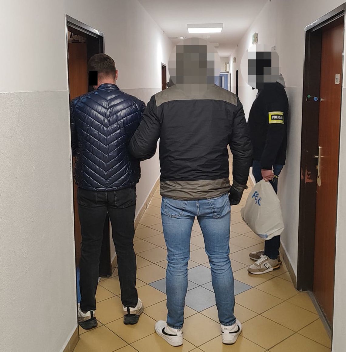 36-latek miał ponad pół kilograma narkotyków w mieszkaniu. Grozi mu kara do 10 lat więzienia