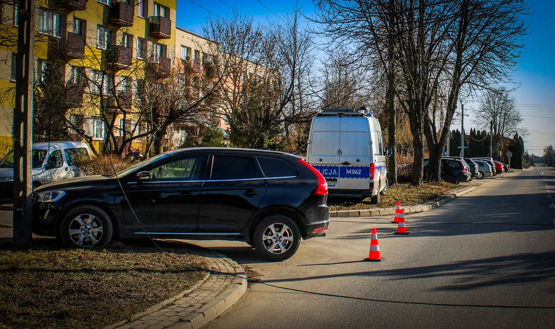 38-latka miała ponad 2,5 promila i próbowała jechać autem. Uderzyła w betonowy słup
