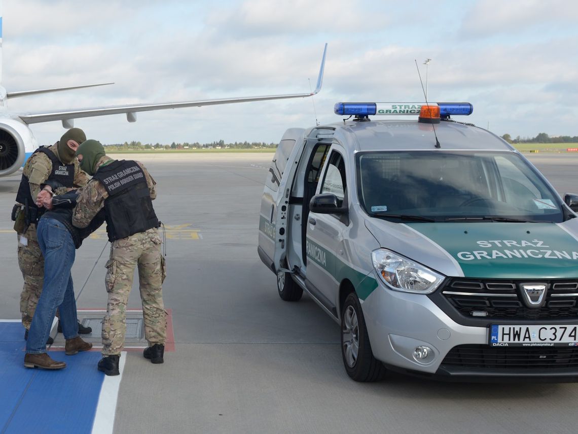 39-latek deportowany z Holandii do Polski. Ma na koncie kilka ciężkich przestępstw