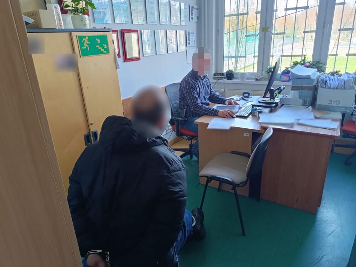 39-latek wyłudził jedzenie za 12 tysięcy złotych. Udawał gościa hotelowego i wychodził bez płacenia