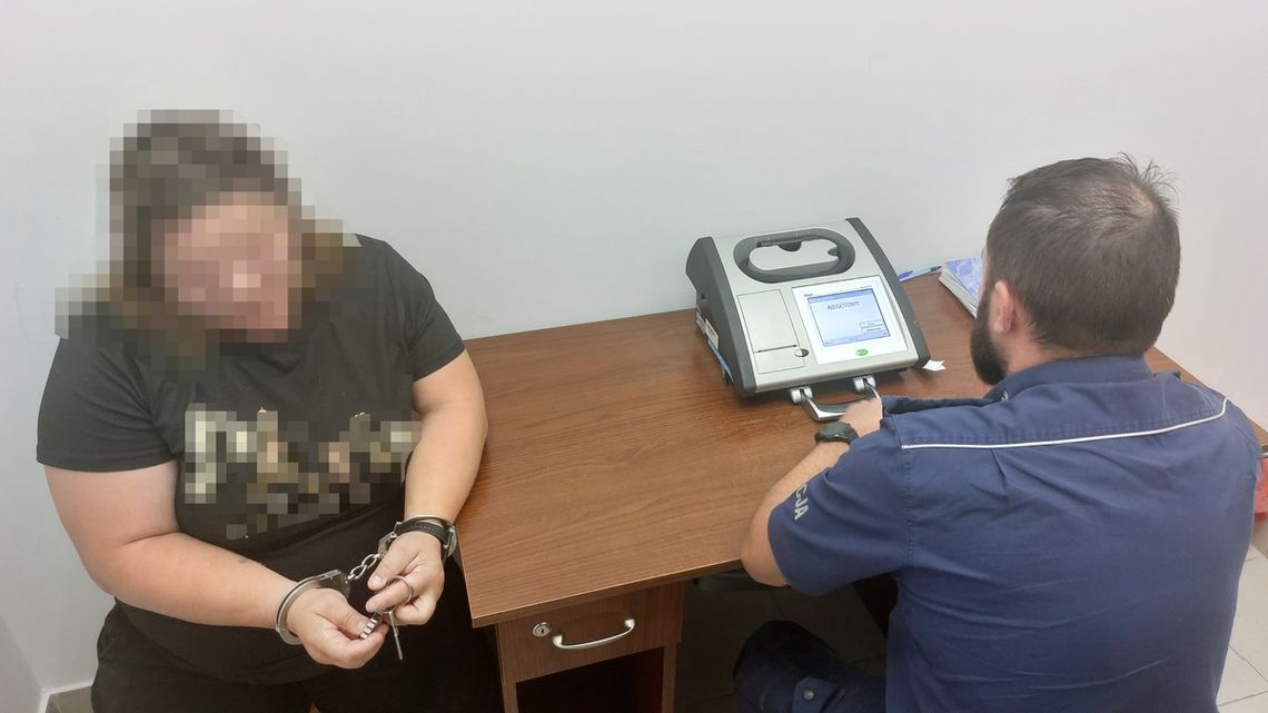 42-latka nie zatrzymała się do kontroli próbowała uciec policji. Wydmuchała ponad dwa promile