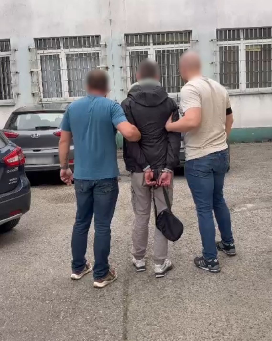 42-latka straciła 170 tysięcy złotych. Młody Ukrainiec podał się za "tajnego księgowego"