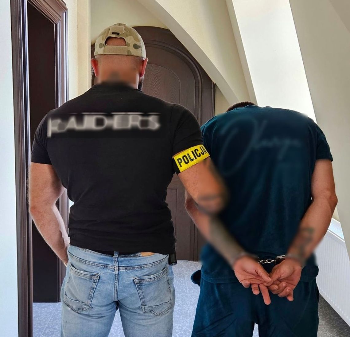 42-letni bezdomny napadał z nożem na sklepy. Na koncie ma kilkanaście poważnych przestępstw