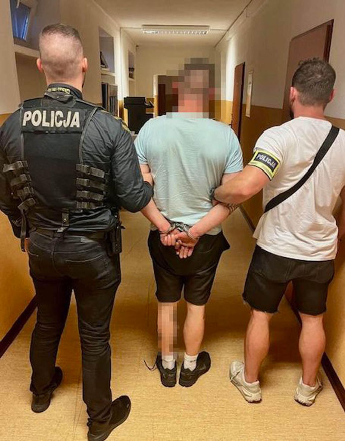 43-latek miał kilogram amfetaminy i szykował się do puszczenia jej w miasto. Policja była szybsza 43-latek miał kilogram amfetaminy i szykował się do puszczenia jej w miasto. Policja była szybsza