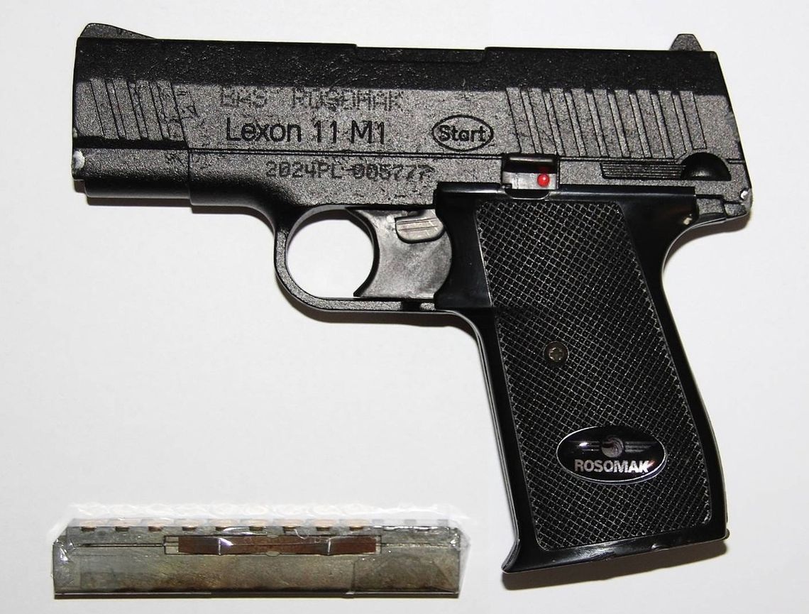 43-latek zamienił życie byłej partnerki w piekło. Groził, że zabije ją przy użyciu maczety i broni