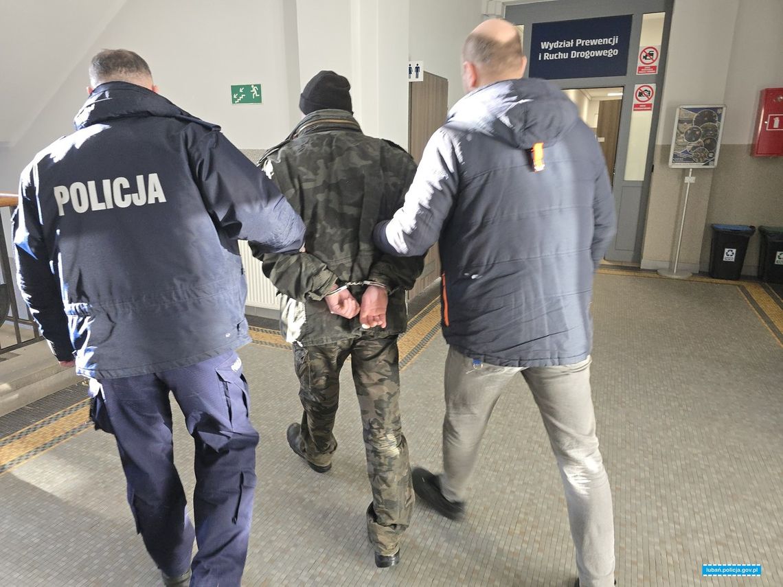 45-latek kopnął brata w brzuch, a matce groził śmiercią. Tym razem agresja skutkowała aresztowaniem