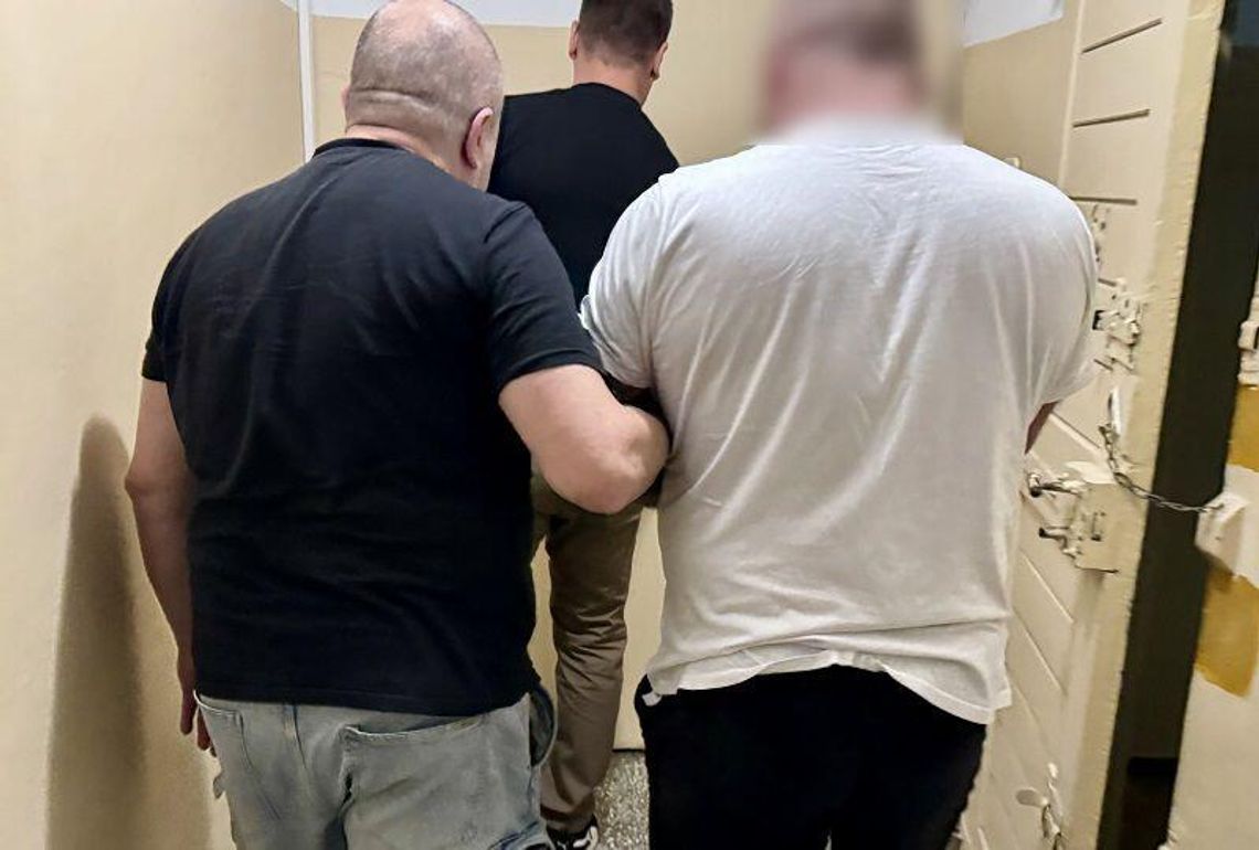 45-latek dołączył do kolegów za kratami. Wszyscy odpowiedzą za rozbój