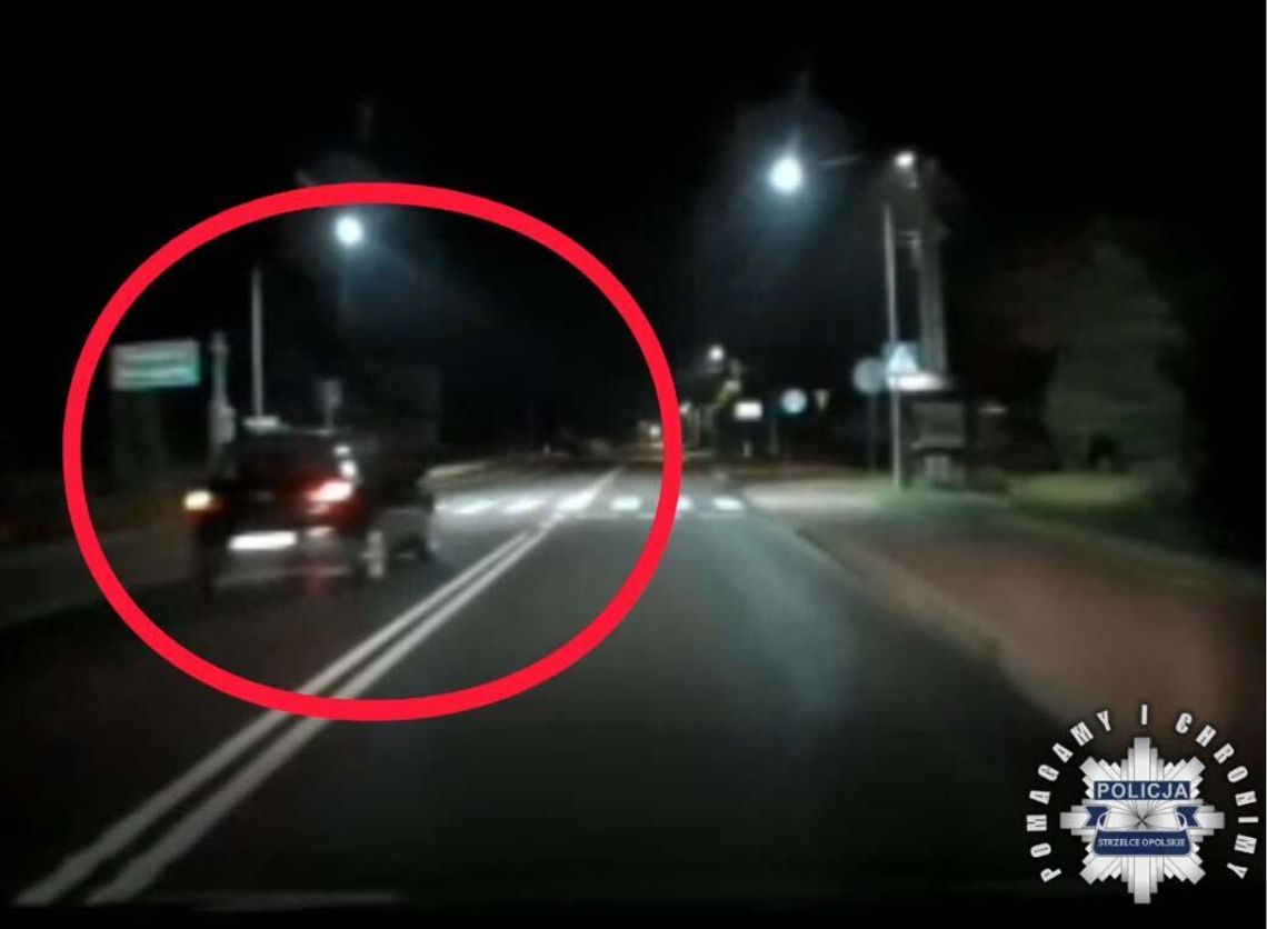 45 punktów karnych za trzy niebezpieczne manewry. Kobietę nagrał inny kierowca