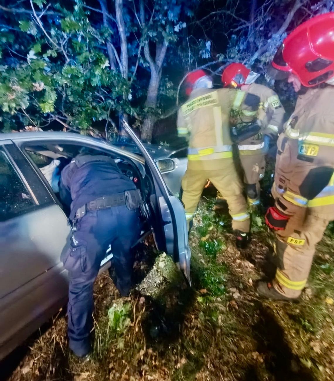 47-latek aresztowany po szaleńczym pościgu. Był pijany, naćpany i miał dożywotni zakaz prowadzenia 47-latek aresztowany po szaleńczym pościgu. Był pijany, naćpany i miał dożywotni zakaz prowadzenia