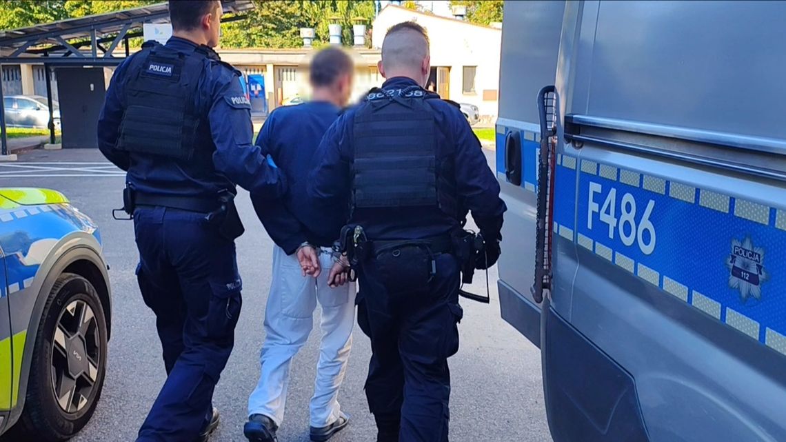 47-latek podejrzany o podpalenie kamienicy. Usłyszał aż 7 zarzutów 47-latek podejrzany o podpalenie kamienicy. Usłyszał aż 7 zarzutów