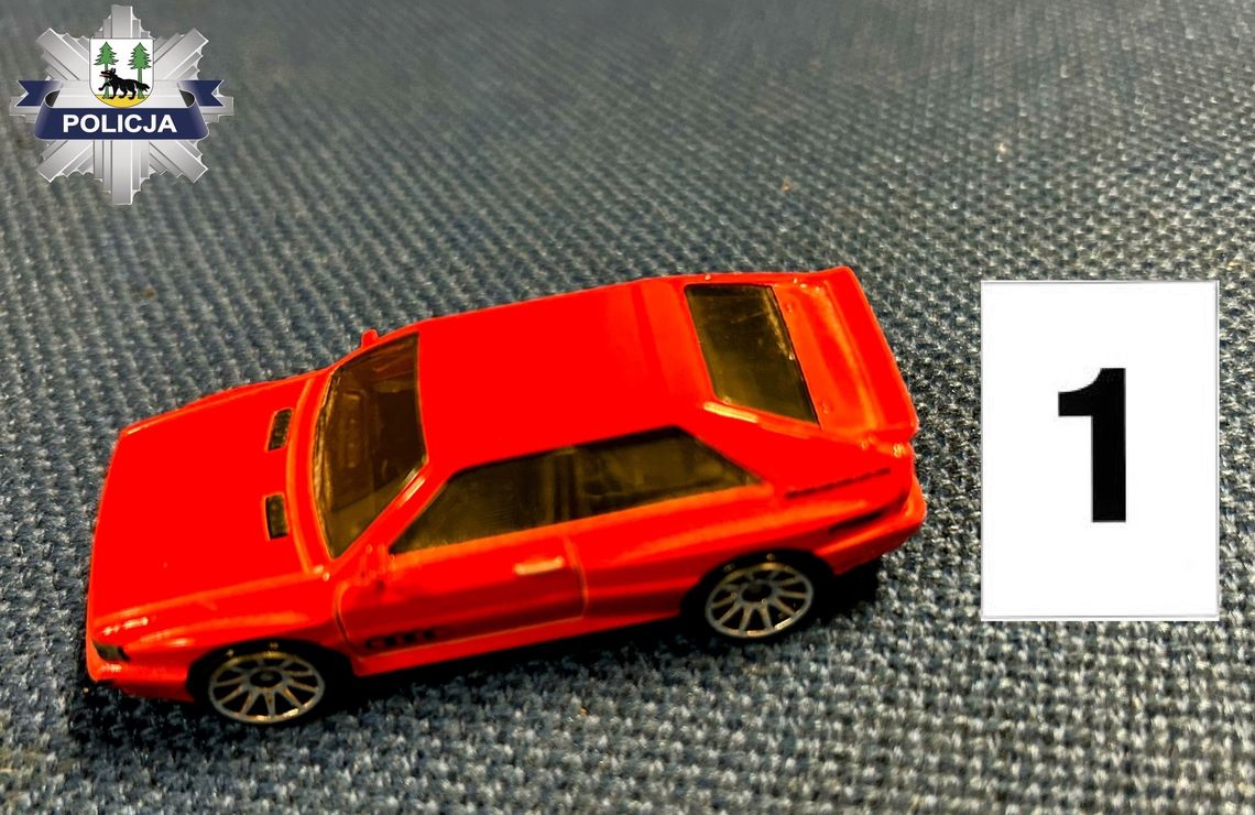 48-latek ukradł resoraka za 30 złotych i groził spaleniem sklepu. Może trafić do więzienia na 10 lat 48-latek ukradł resoraka za 30 złotych i groził spaleniem sklepu. Może trafić do więzienia na 10 lat