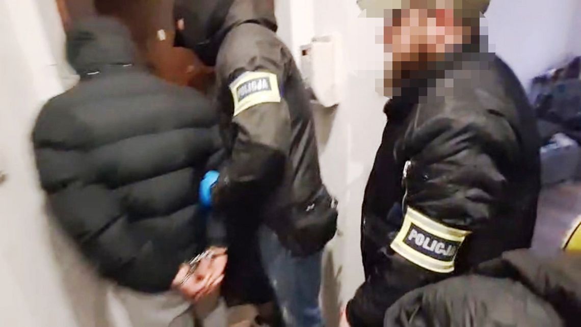 48-latek zatrzymany z twardymi narkotykami. Policjanci rozpracowywali go przez kilka dni 48-latek zatrzymany z twardymi narkotykami. Policjanci rozpracowywali go przez kilka dni