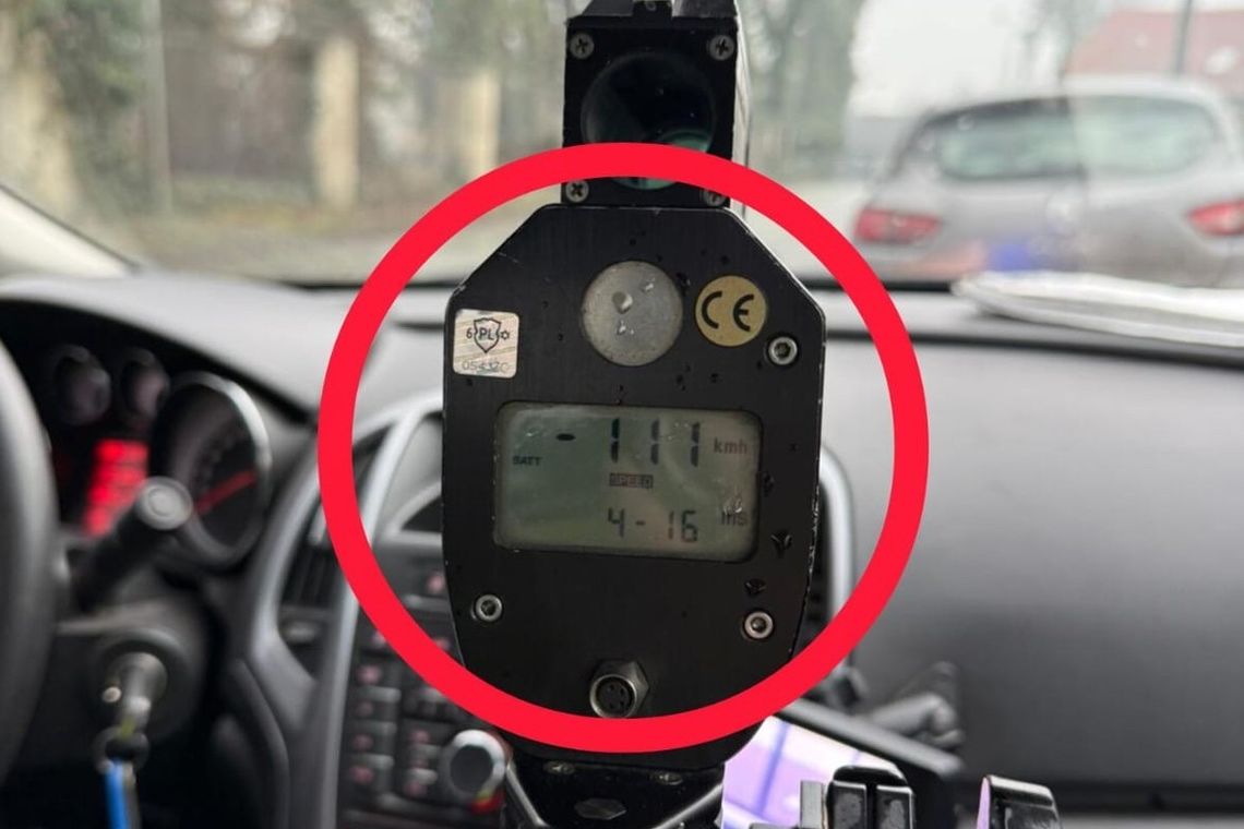 48-latka jechała przez wieś z prędkością 111 km/h. Tłumaczyła, że "została popchnięta przez diabła" 48-latka jechała przez wieś z prędkością 111 km/h. Tłumaczyła, że "została popchnięta przez diabła"