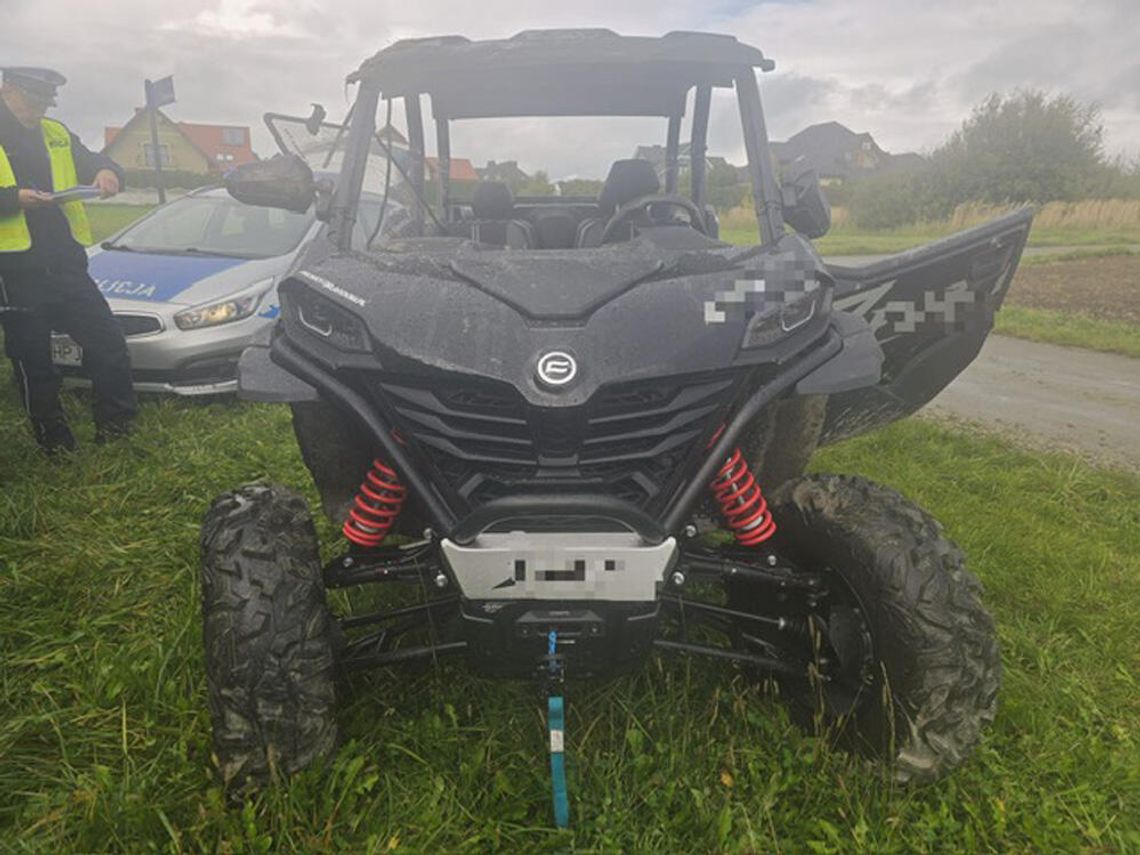 49-latek wziął kumpla na przejażdżkę quadem typu buggy i doprowadził do wypadku. Pasażer zabrany śmigłowcem