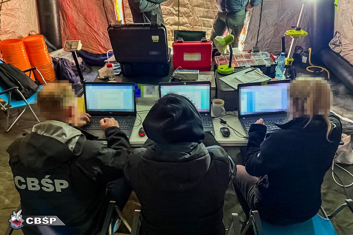 Agenci CBŚP zlikwidowali ogromne laboratorium narkotykowe na Podlasiu